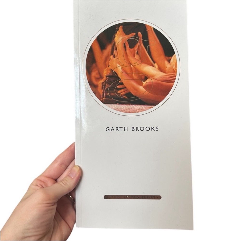Garth Brooks, the limited series CD set - Picture 8 of 8